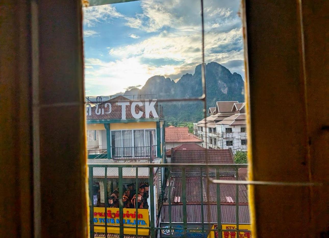 Vang Vieng Ruby Backpackers Hostel Esterno foto
